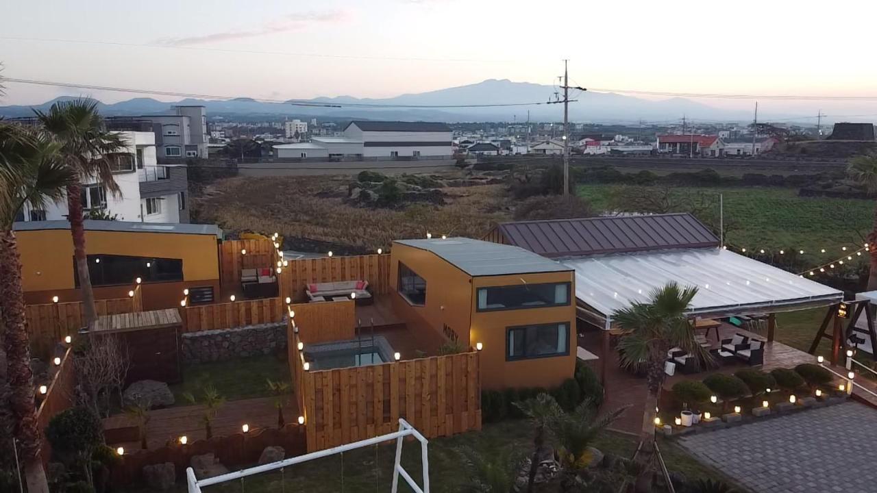 Morning Beach Pension Jeju Bagian luar foto