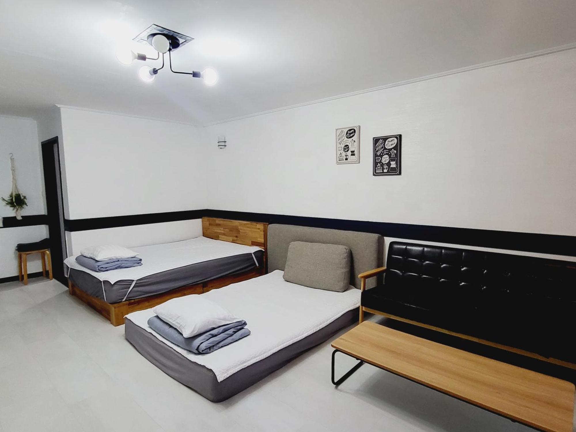 Morning Beach Pension Jeju Bagian luar foto