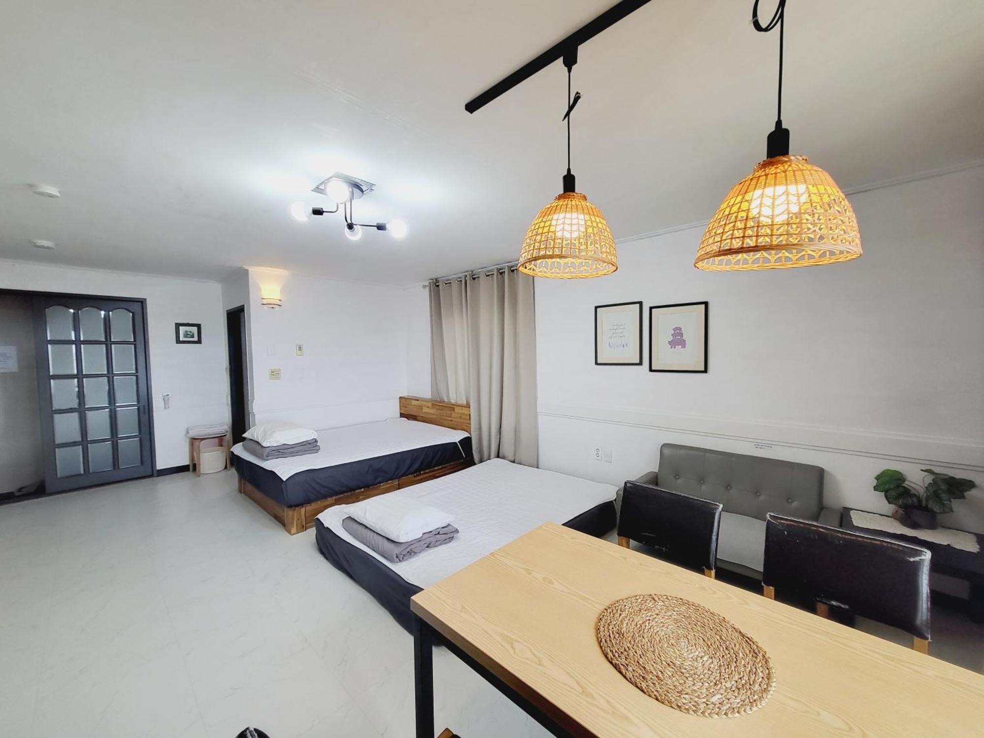 Morning Beach Pension Jeju Bagian luar foto